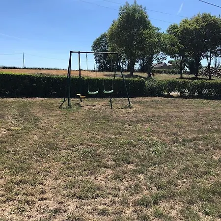 Maison De Campagne Dans Hameau Typique