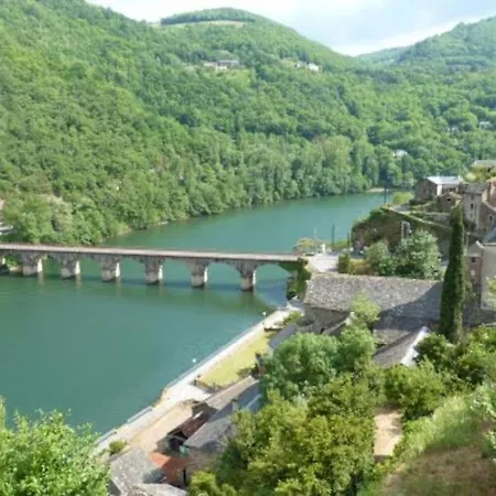 Maison De Campagne Dans Hameau Typique